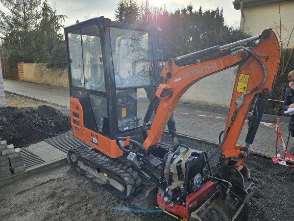 2x Minibagger Hitachi ZX19-6 CR; 11KW, 1920kg – Bild 2